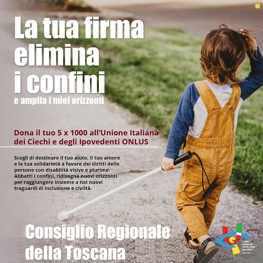 Foto della campagna "La tua firma elimina i confini ed amplia i miei orizzonti: bambino con bastone bianco